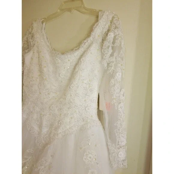 Dress - Picture 3 of 12